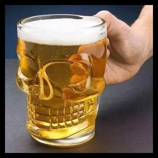 Caneca Caveira Chopp