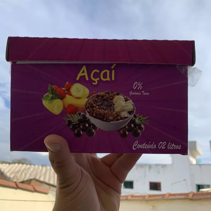 2 litros ( SÓ AÇAÍ )