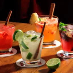 CAIPIROSKA DE FRUTAS