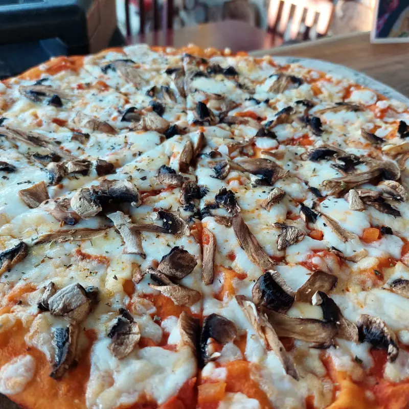 CHAMPIÑONES PIZZA GRANDE