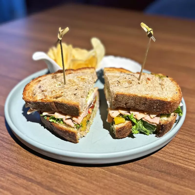 SÁNDWICH  DE PAVO PIÑA