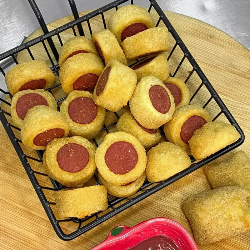 50 Enroladinhos de Salsicha 23g