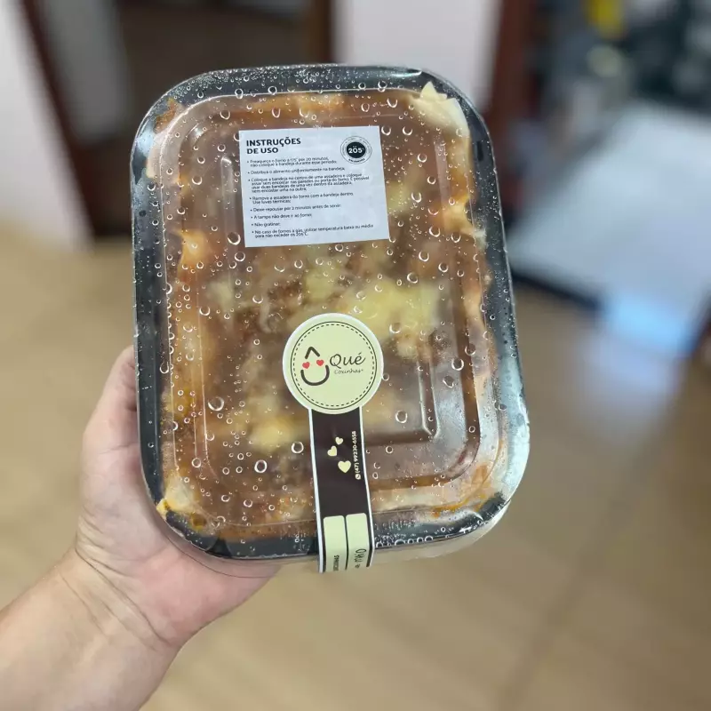 Lasanha Presunto e Qjo molho misto