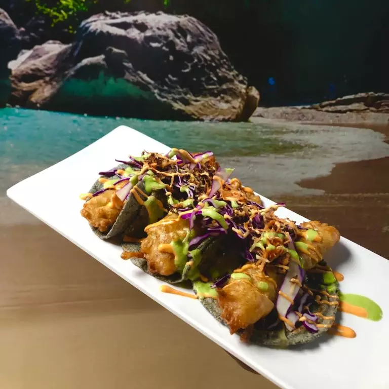 Pescado Estilo Baja    (3)