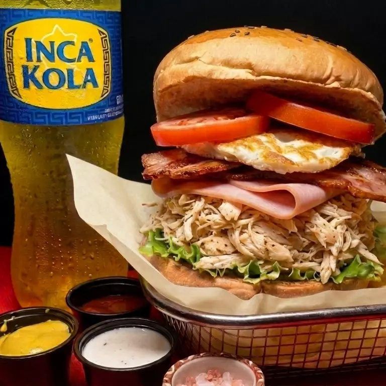 PAN CON POLLO LA BAJADA