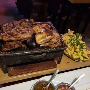 1/4 PARRILLADA ESPECIAL