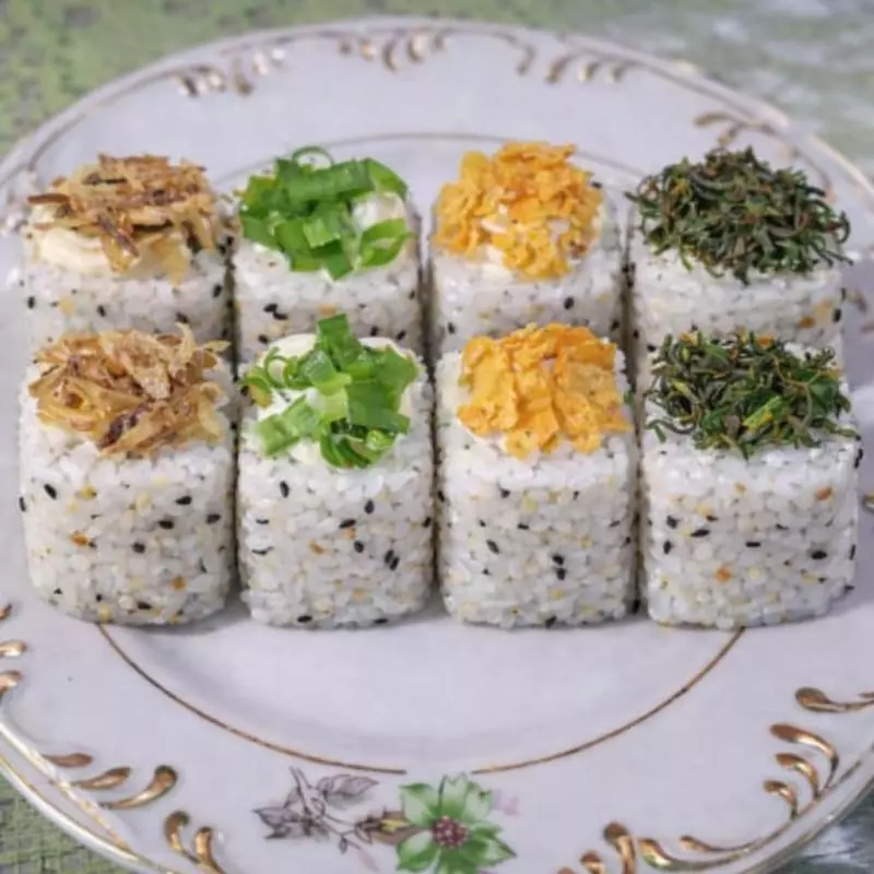 Uramaki salmão crispys diversos