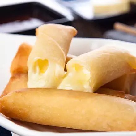 Harumaki de queijo (6 uni)