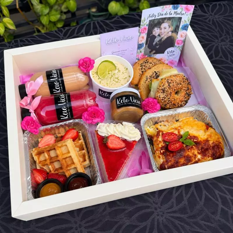 DESAYUNO PARA MAMÁ