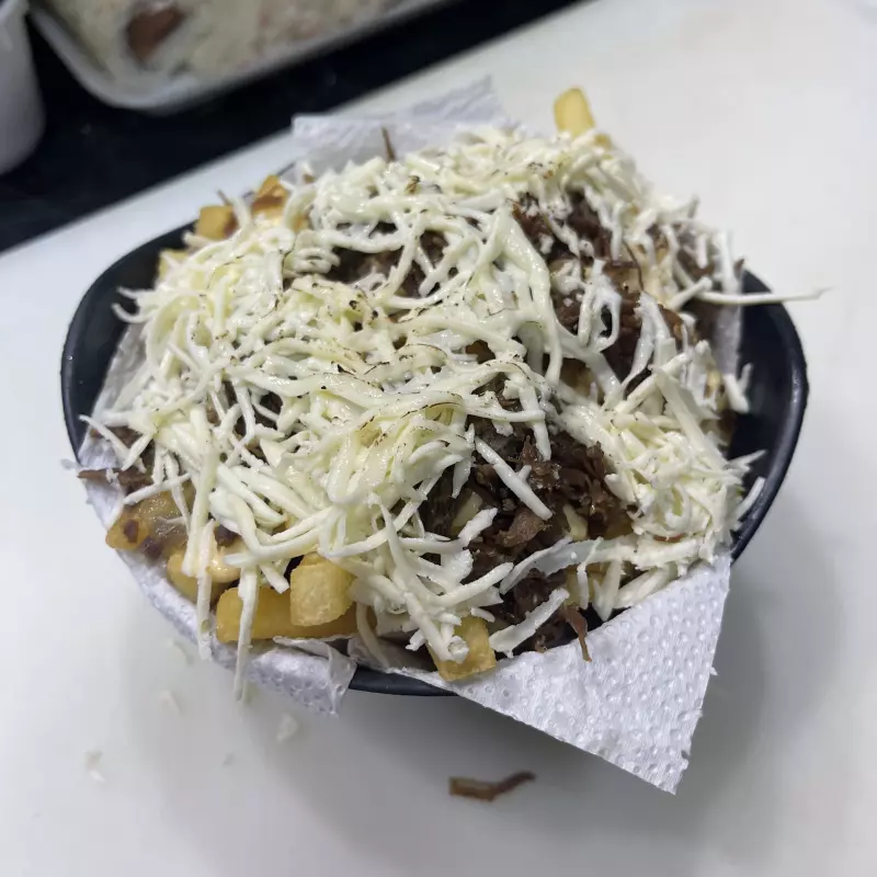 BATATA CARNE DE SOL E CREAM CHEESE