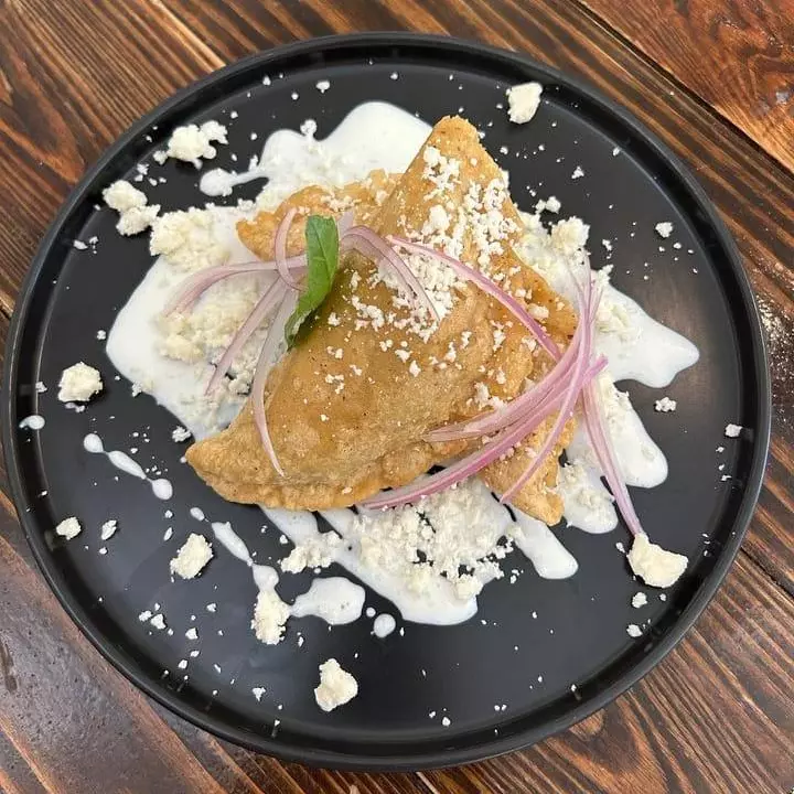 Empanadas (2 piezas)