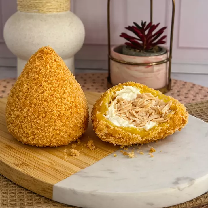 Coxinha de Frango com Catupiry