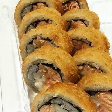 Uramaki  hot 10 peças