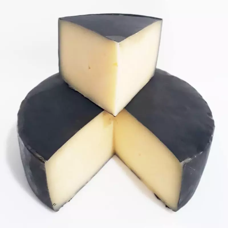 Parmesão Capa Preta ±500g