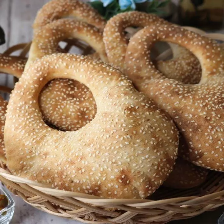 kaaek cheese/كعك عكاوي