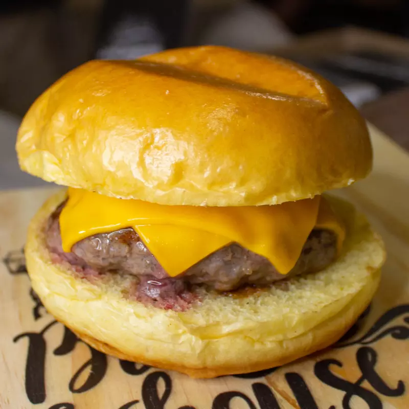 Cheddar Burger