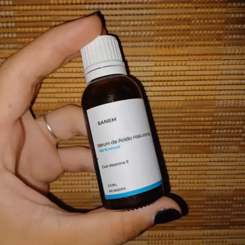 Sérum de Ácido Hialurónico y Vit E