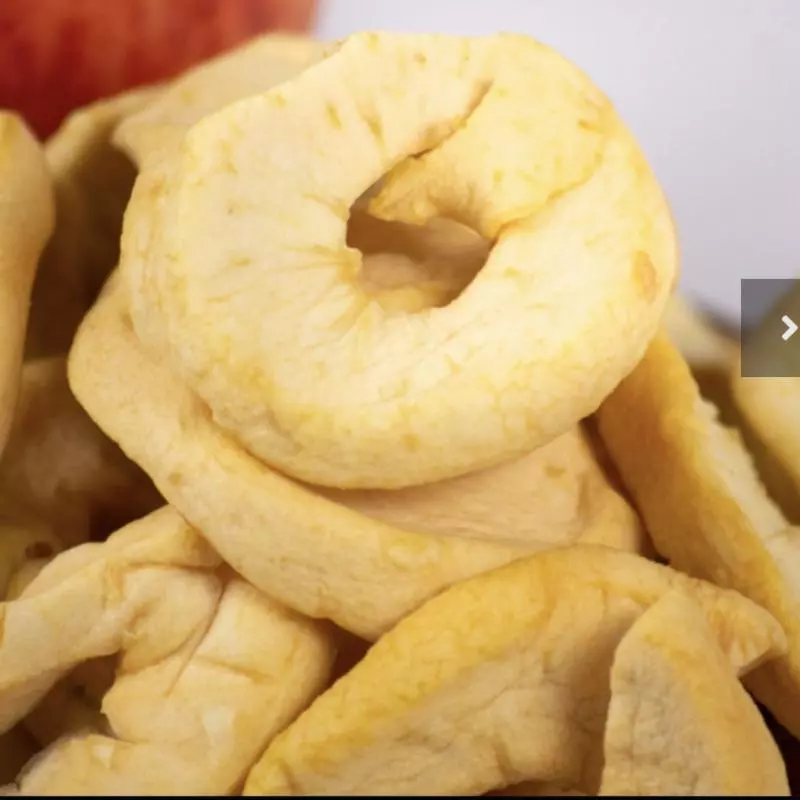 Manzana en cubo