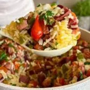 Arroz nordestino (calabresa, carne s