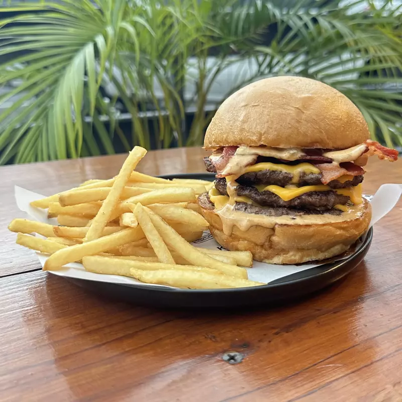 Hamburguesa Vaka Moo Triple