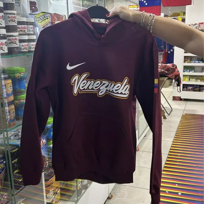 Sweater Venezuela vinotinto