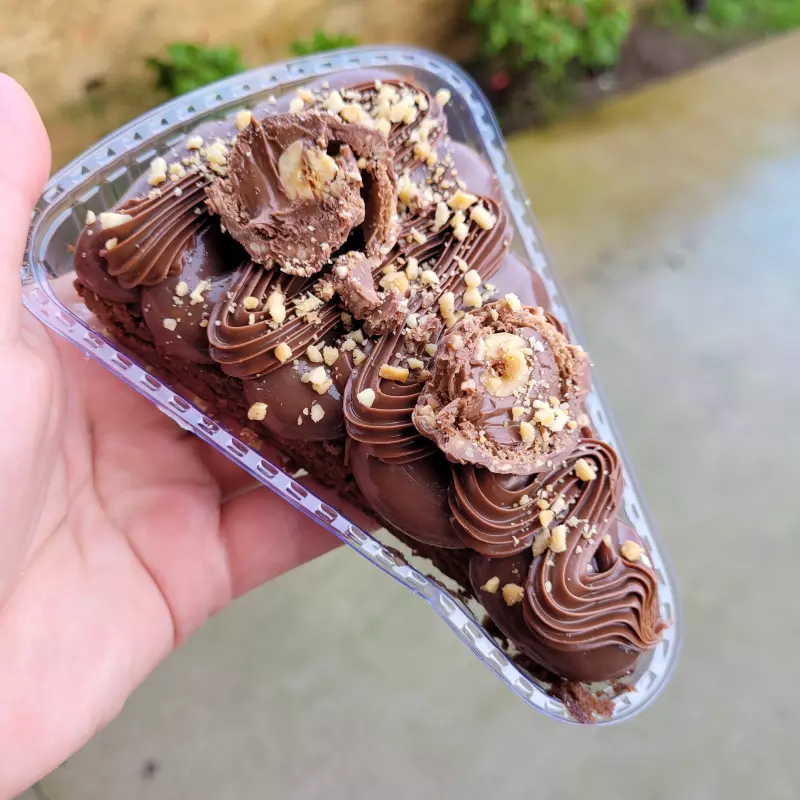 Fatia Ferrero Rocher