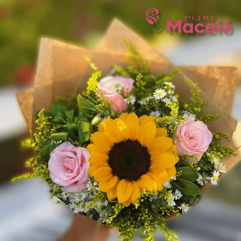 Mini buquê girassol com 3 rosas rosa