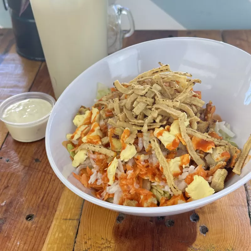 Ensalada Bufalo Salad