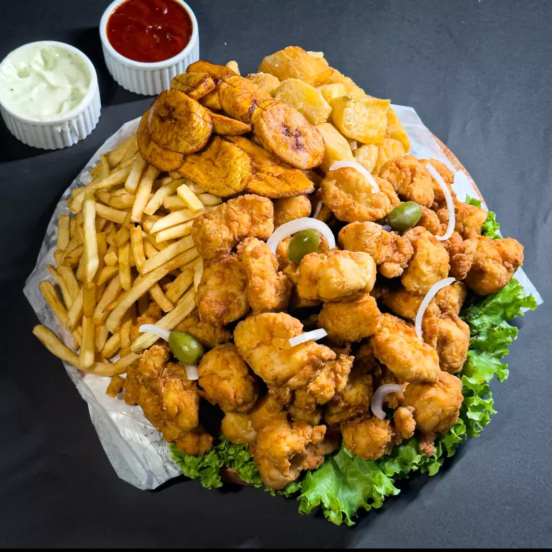 FRANGUINHO + FRITAS OU AIPIM  (G)