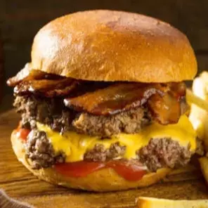 Hunter Cheese & Bacon