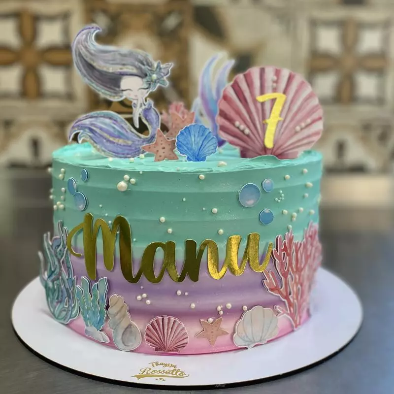 Bolo tamanho 5 (5,2kg) aprox.