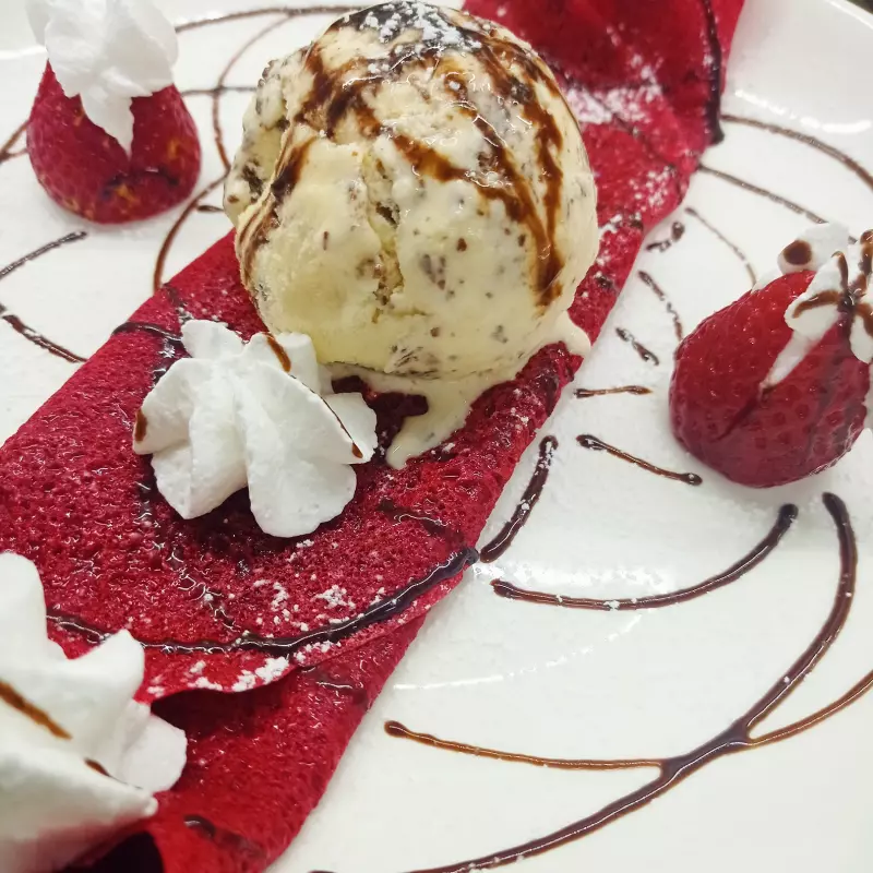 Red Crêpe
