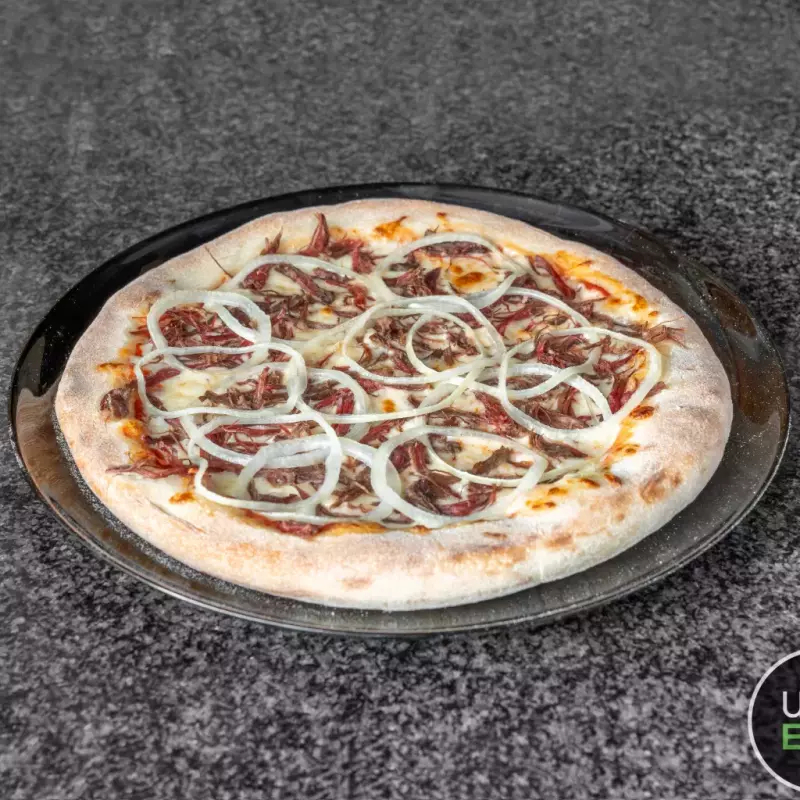 PIZZA CEBOLA E CARNE SECA