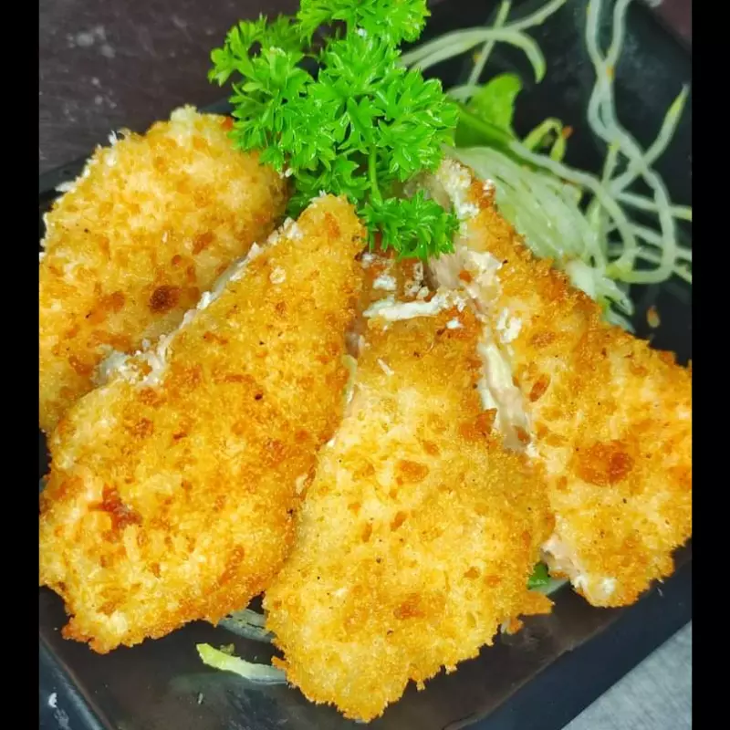 Tira de salmão recheada