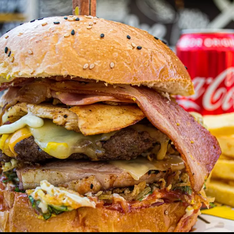 La llanera (Hamburguesa)