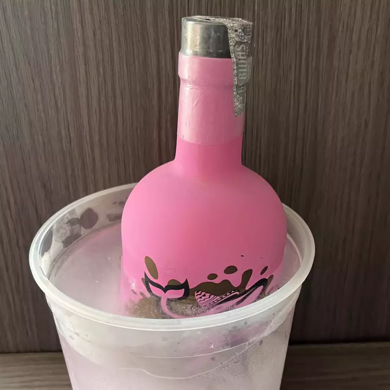 BALLENA CHOCOLATE/CARAMELO CONGELADA