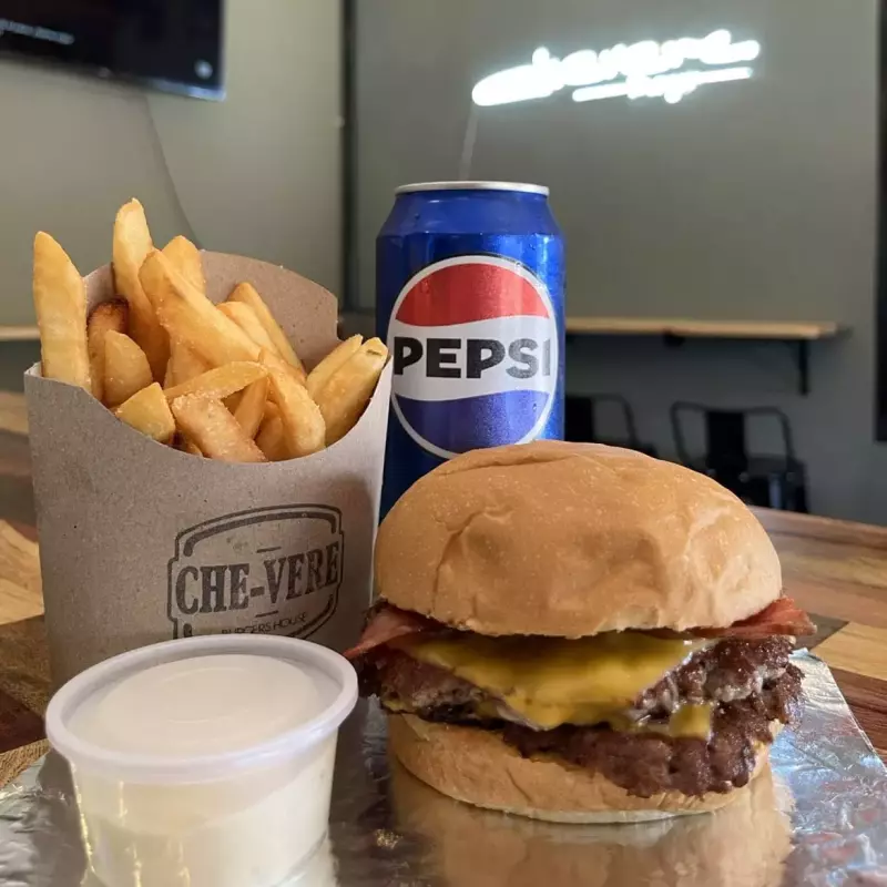 Chess and bacon smach +  🍟+ pepsi