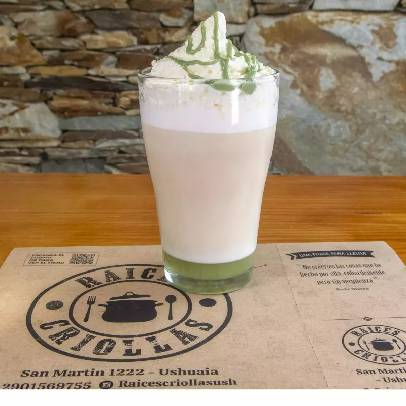 LATTE PISTACHOS FRIO