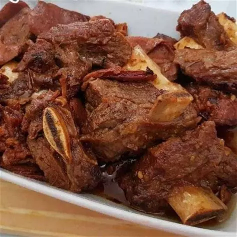 Costela Bovina ao Molho