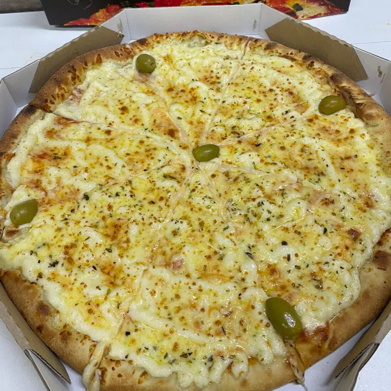 PIZZA 2 QUEIJOS