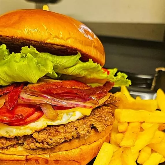 Divino Tudão + Fritas