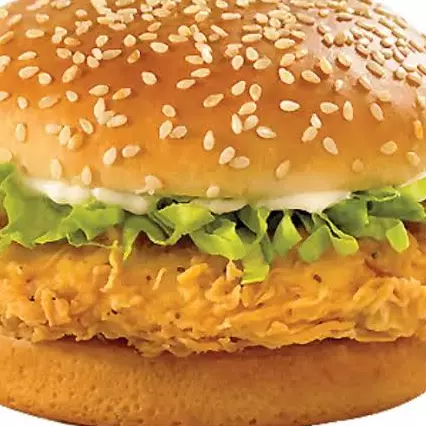 Hamburguesa de pollo con papas