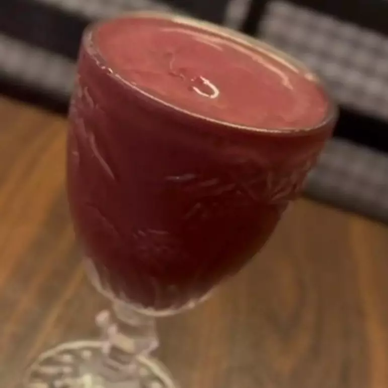 SUCO DE AÇAI COM LARANJA