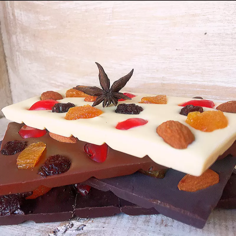 Placa de Chocolate Branco com Frutas 60g