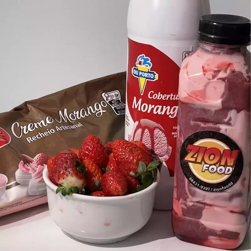 AÇAÍ BATIDO COM MORANGO  500ML