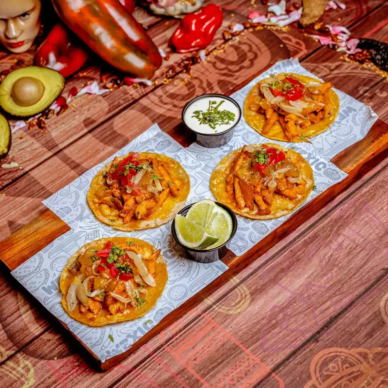 TACOS AL PASTOR