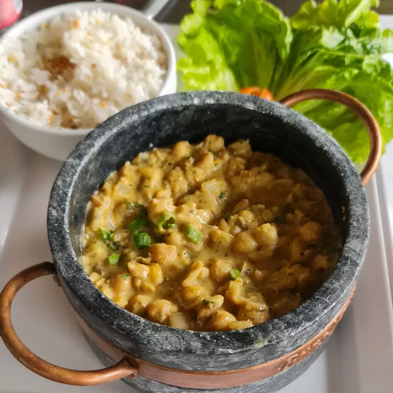 CURRY ON THE ROAD