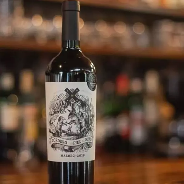 Cordero con Piel de Lobo Malbec