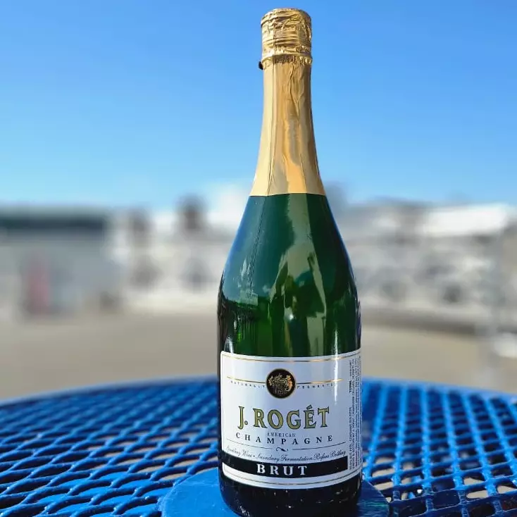 Champagne J. Rogét Brut