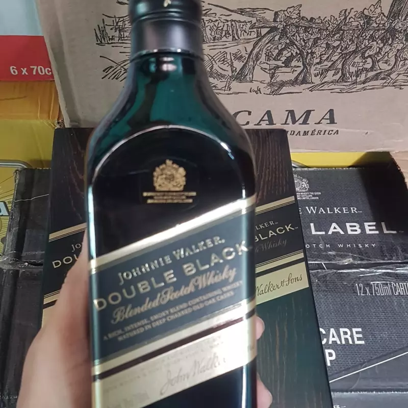 J.W Double Black Label 750ml